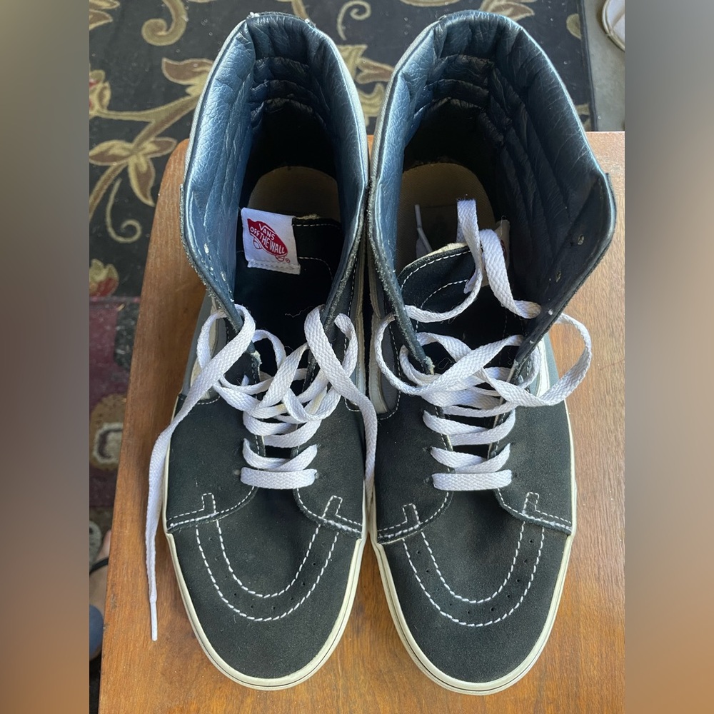 Vans man hi top size 10